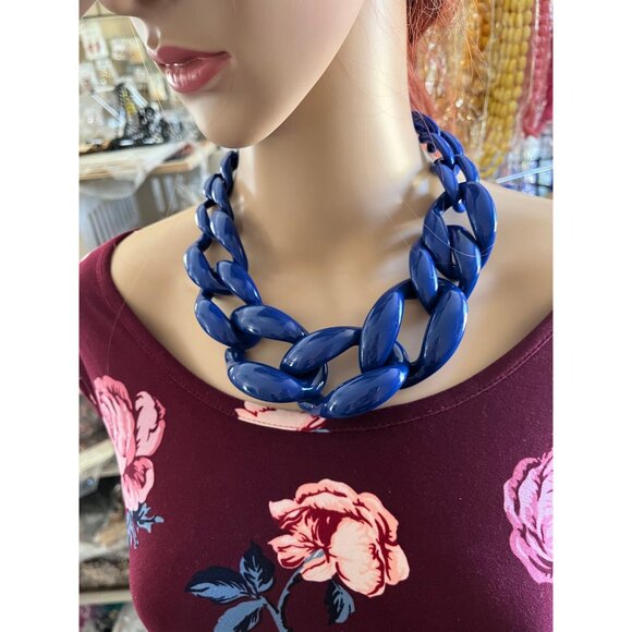 Acrylic necklace  big chunky royal blue acrylic large Blue link chain necklace - Picture 9 of 9